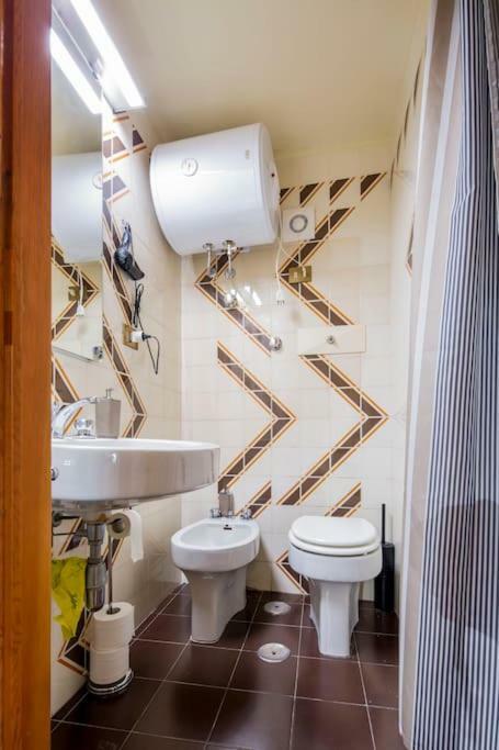 Bilocale In Centro Appartement Salerno Buitenkant foto
