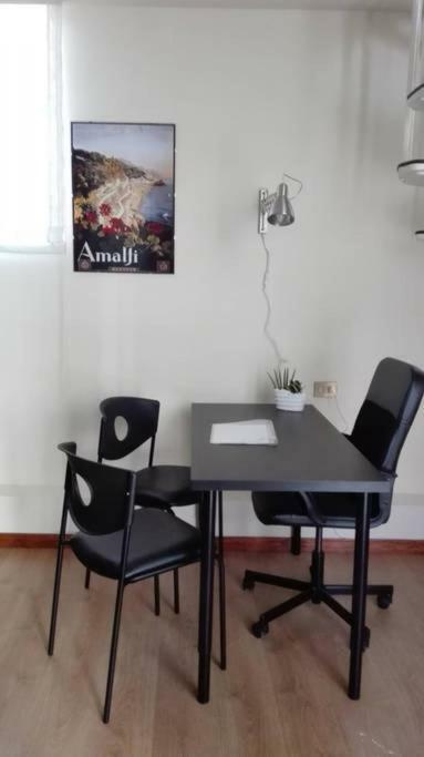 Bilocale In Centro Appartement Salerno Buitenkant foto