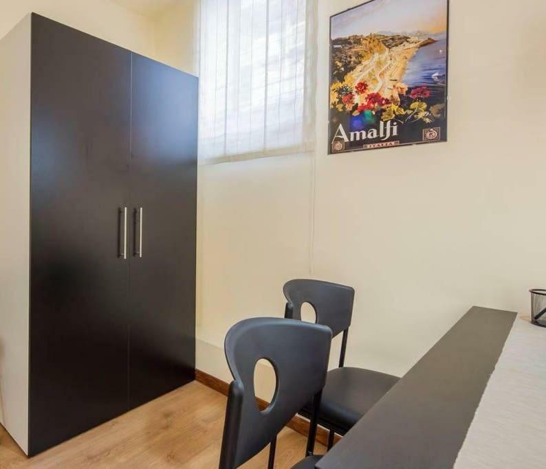 Bilocale In Centro Appartement Salerno Buitenkant foto