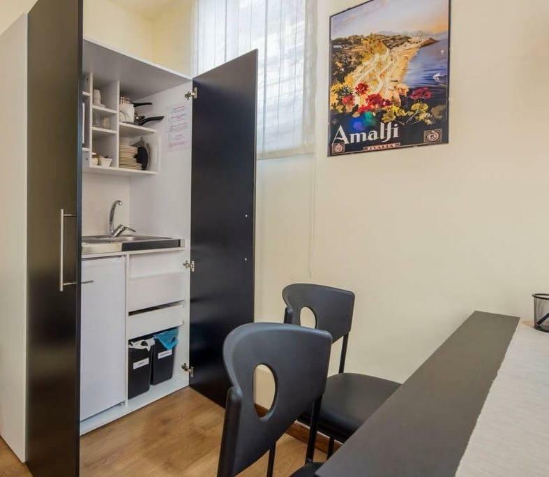 Bilocale In Centro Appartement Salerno Buitenkant foto