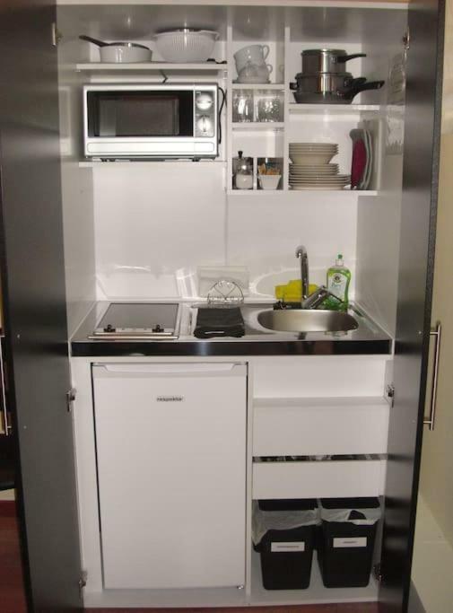 Bilocale In Centro Appartement Salerno Buitenkant foto